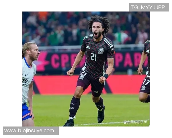 墨西哥前足球球星的传奇人生与他对国家足球的深远影响