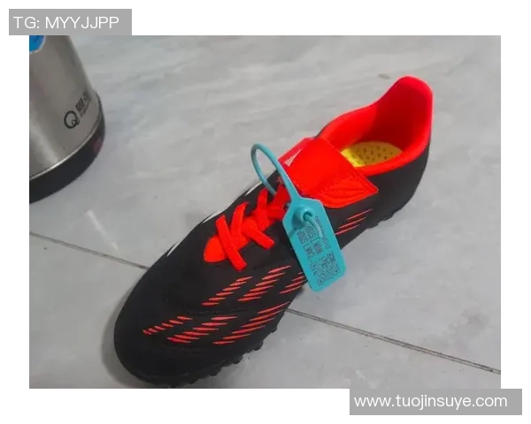 拥有全球所有足球鞋的球星揭秘他们的选择与背后故事